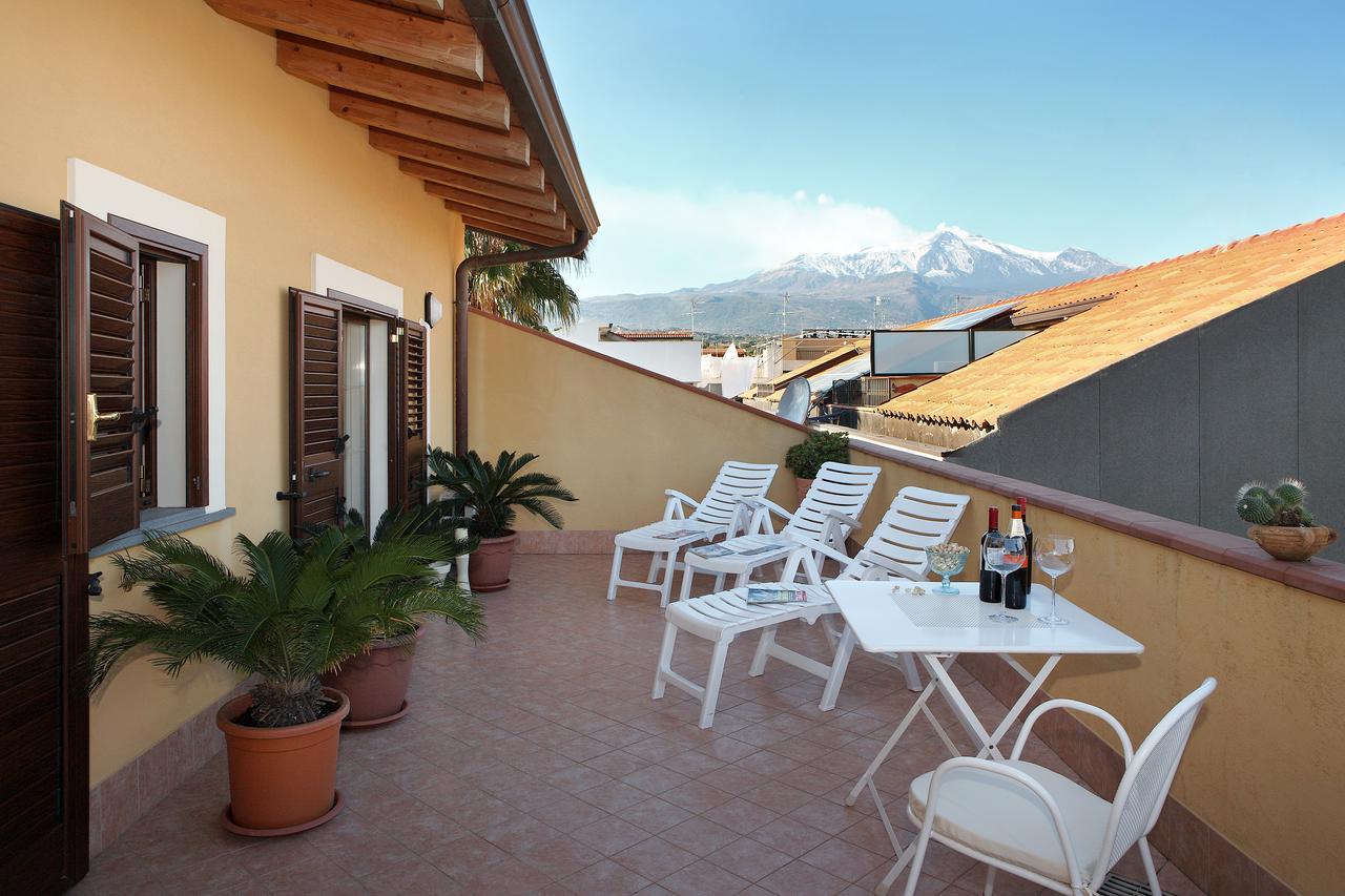 Adriana Casa Vacanze Mare Etna Sicilia Ачиреале Екстериор снимка
